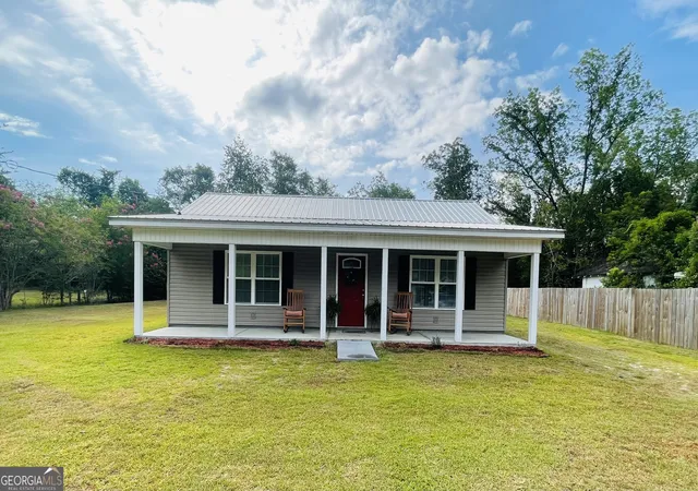 Homes for sale in Glennville, GA | 119 S Rushing St, Glennville, GA 30427 | MLS# 10804677