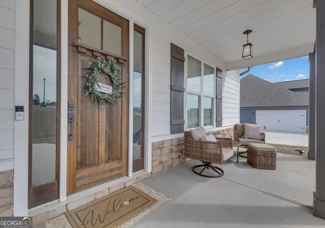 Photo 4 of Sale Pending at 282 Township Dr, Senoia, GA 30276 | MLS# 10702604 | Listing updated on 2026-09-13