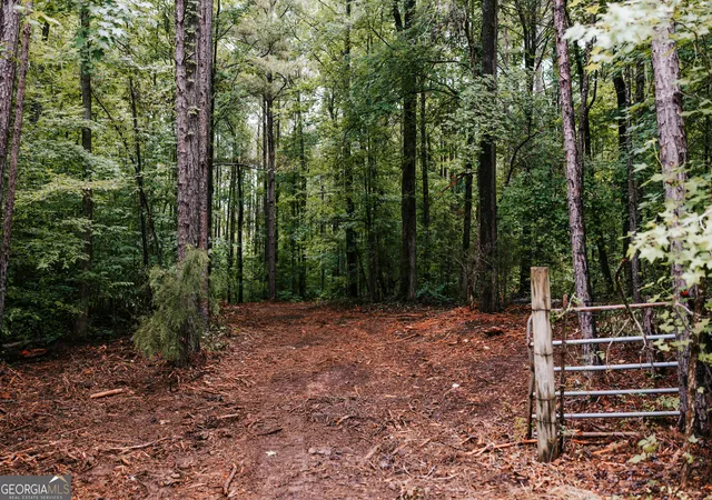 Photo 3 of Sale Pending at 171 Glenwood Springs Ter, Eatonton, GA 31024 | MLS# 10798456 | Listing updated on 2026-09-09