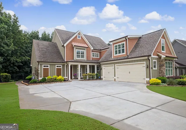 Photo 2 of Sale Pending at 217 Gates Entry, Peachtree City, GA 30269 | MLS# 10821265 | Listing updated on 2026-09-10