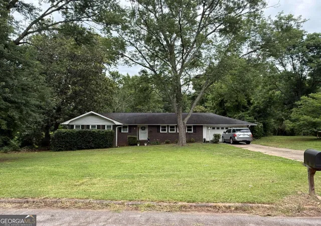 1st image of 821 Shipp Cir Nw, Conyers, GA 30012 | MLS# 10797318