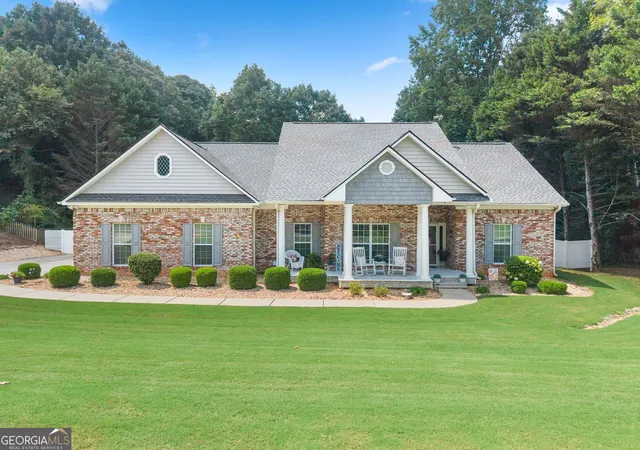 Photo 1 of Single family home for sale at 227 Still Water Ln, Jefferson, GA 30549 | MLS# 10836073 | Listing updated on 2026-08-31