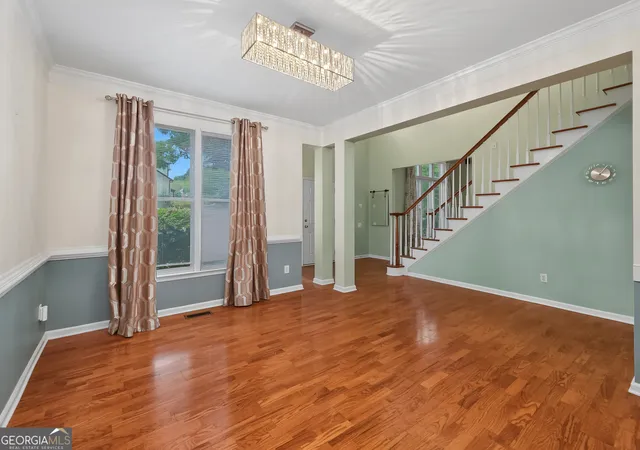 Photo 3 of Sale Pending at 3935 Canterbury Walk Dr, Duluth, GA 30097 | MLS# 10799286 | Listing updated on 2026-08-21