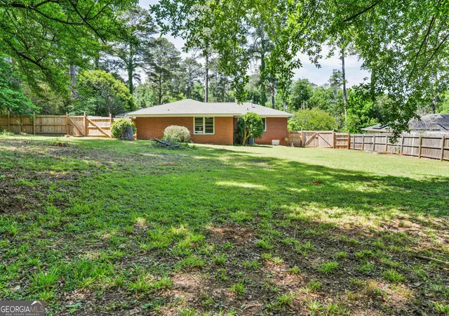 Photo 3 of Single family home for sale at 711 Winchester Cir, Macon, GA 31210 | MLS# 10774206 | Listing updated on 2026-07-04