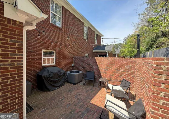3rd image of 716 Manor Wy, Cartersville, GA 30120 | MLS# 10817933
