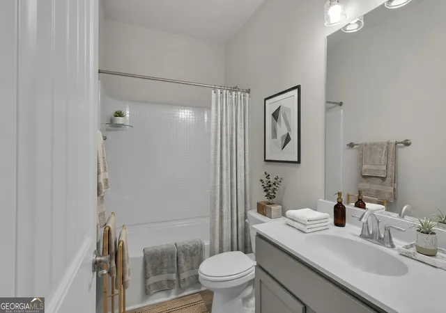 Photo 4 of Sale Pending at 11963 Lovejoy Xing Pl, Hampton, GA 30228 | MLS# 10809638 | Listing updated on 2026-09-10