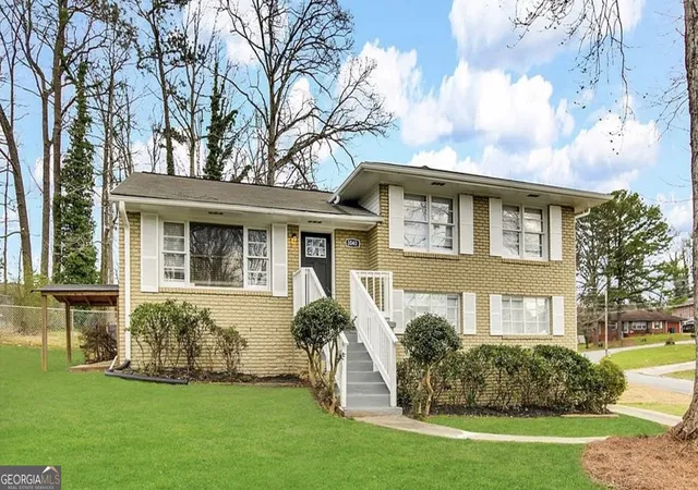 Homes for sale in East Point, GA | 3040 Barksdale Cir, East Point, GA 30344 | MLS# 10739792