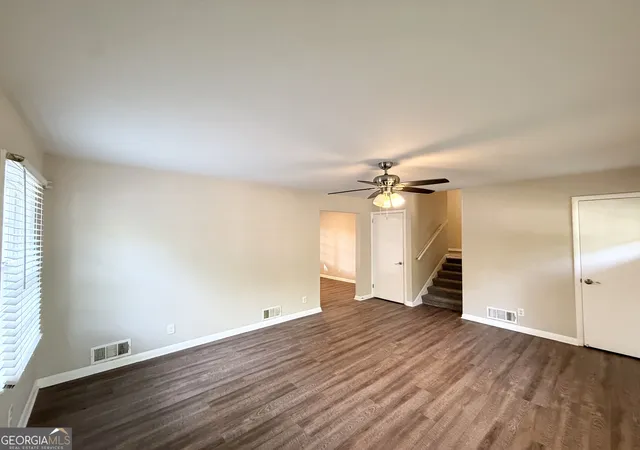 Photo 4 of Single family home for sale at 3040 Barksdale Cir, East Point, GA 30344 | MLS# 10739792 | Listing updated on 2026-09-19