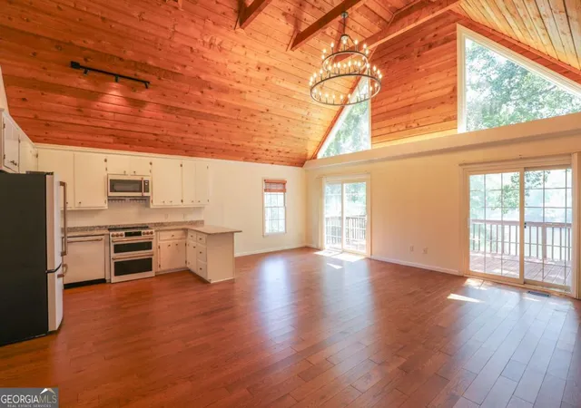 Homes for sale in Eatonton, GA | 129 Southshore Rd Ne, Eatonton, GA 31024 | MLS# 10798144
