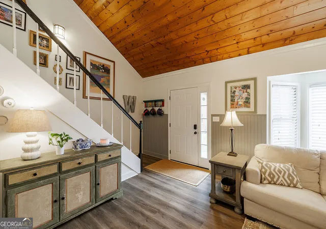 Listing Photo 5 - Condo for sale in building located at 220 Eaglewood Ct, Athens, GA 30606