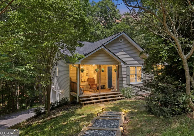 Photo 2 of Single family home for sale at 61 Majestic Oak Dr, Dahlonega, GA 30533 | MLS# 10800844 | Listing updated on 2026-09-14