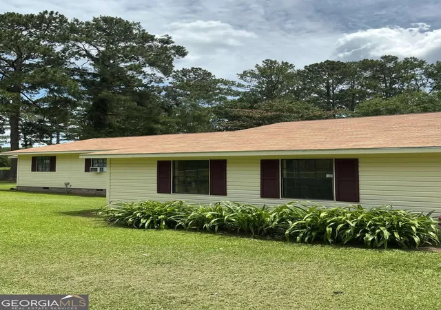 Photo 2 of Single family home for sale at 142 Scott Rd, Cairo, GA 39827 | MLS# 10830415 | Listing updated on 2026-09-12