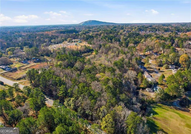 2nd image of 1091 Cole Dr Sw, Lilburn, GA 30047 | MLS# 10822899