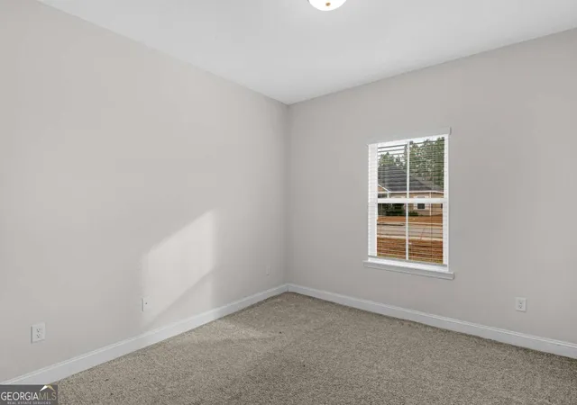 Photo 2 of Single family home for sale at 505 Rutledge Dr, Hinesville, GA 31313 | MLS# 10662216 | Listing updated on 2026-10-02