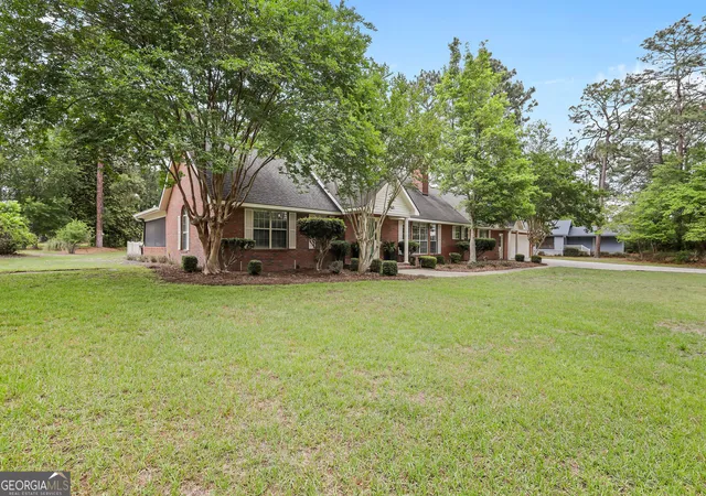 2nd image of 8 N Bogey Dr, Jesup, GA 31546 | MLS# 10767877