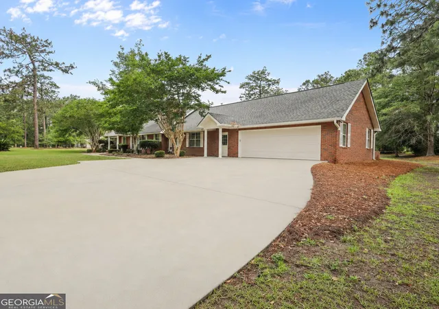 4th image of 8 N Bogey Dr, Jesup, GA 31546 | MLS# 10767877