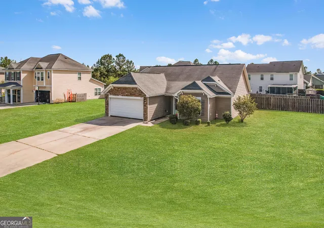 Photo 3 of Single family home for sale at 1055 Marne Blvd, Hinesville, GA 31313 | MLS# 10801534 | Listing updated on 2026-09-19