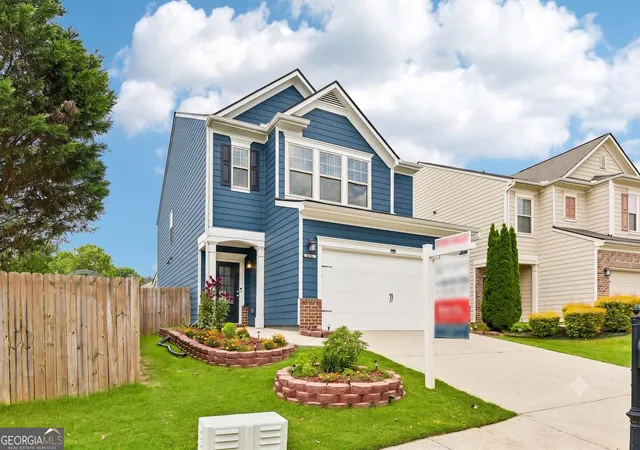 Photo 3 of Single family home for sale at 6025 Weddington Dr, Cumming, GA 30040 | MLS# 10793286 | Listing updated on 2026-09-09