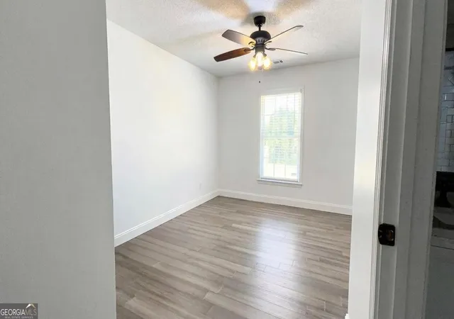5th image of 1140 Penland Rd, Covington, GA 30014 | MLS# 10724464