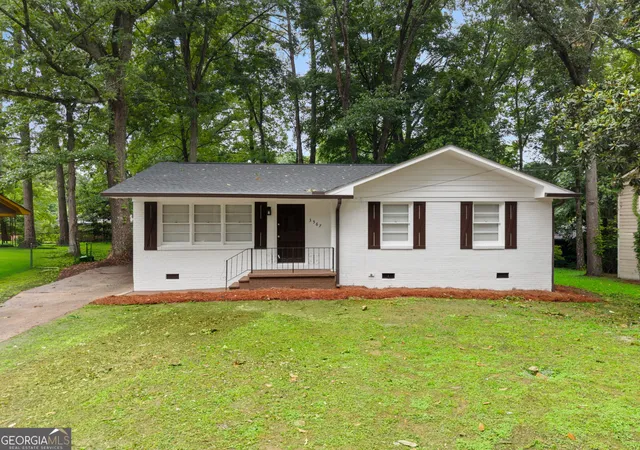 Homes for sale in Atlanta, GA | 3567 Forrest Park Rd Se, Atlanta, GA 30354 | MLS# 10788496