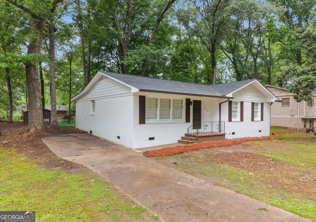 Homes for sale in Atlanta, GA | 3567 Forrest Park Rd Se, Atlanta, GA 30354 | MLS# 10788496