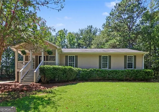 Photo 2 of Single family home for sale at 7290 State Rte 5, Douglasville, GA 30135 | MLS# 10833559 | Listing updated on 2026-09-13