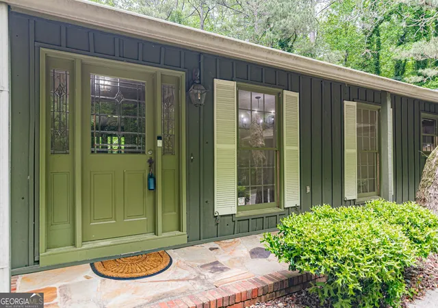 Photo 2 of Single family home for sale at 729 Ga-92, Fayetteville, GA 30214 | MLS# 10738392 | Listing updated on 2026-09-04