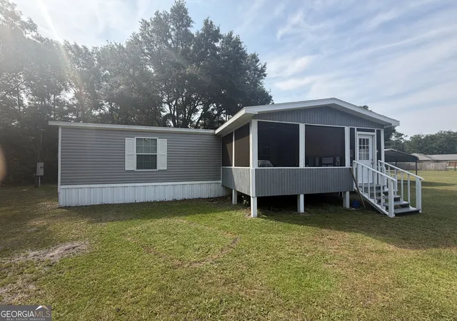 Photo 2 of Manufactured home for sale at 135 Stafford Rd, Brunswick, GA 31523 | MLS# 10818480 | Listing updated on 2026-08-17