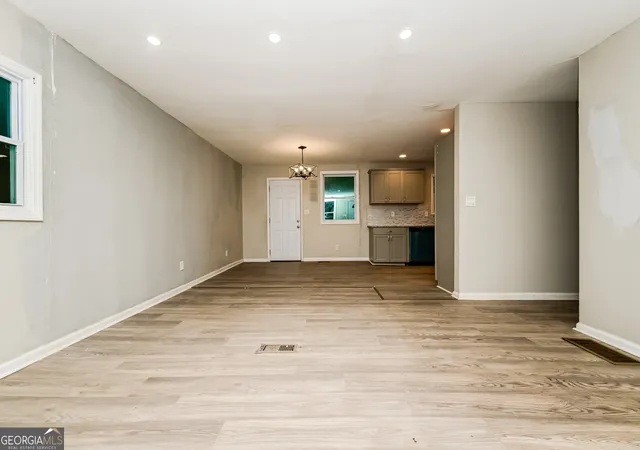 Photo 2 of Single family home for sale at 3382 Renault Rd Se, Atlanta, GA 30354 | MLS# 10650653 | Listing updated on 2025-12-26