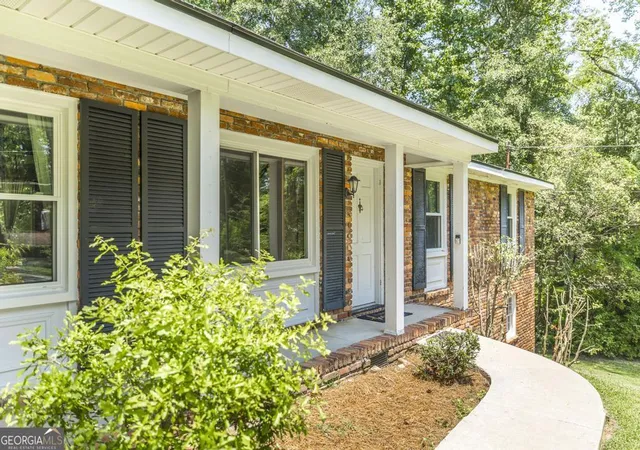 3rd image of 2908 Southshore Dr, Macon, GA 31204 | MLS# 10798557
