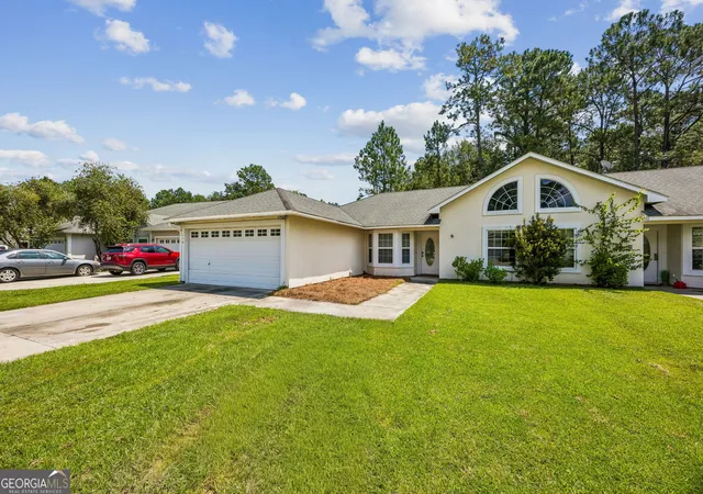 Photo 2 of Single family home for sale at 110 Magnolia Ct, Kingsland, GA 31548 | MLS# 10832857 | Listing updated on 2026-09-08