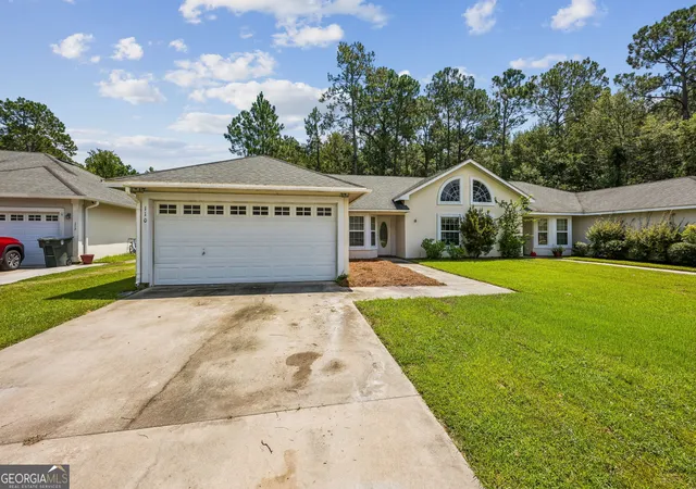 Photo 3 of Single family home for sale at 110 Magnolia Ct, Kingsland, GA 31548 | MLS# 10832857 | Listing updated on 2026-09-08