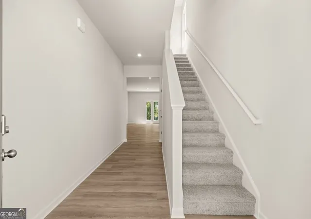 Photo 2 of Single family home for sale at 211 Rolling Meadow Tr, Jasper, GA 30143 | MLS# 10828077 | Listing updated on 2026-08-18