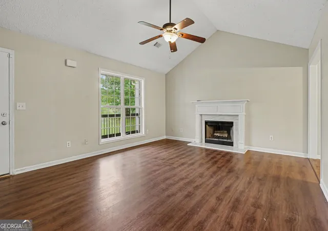 Photo 4 of Single family home for sale at 1705 Bismarck Cir, Winder, GA 30680 | MLS# 10804577 | Listing updated on 2026-10-07