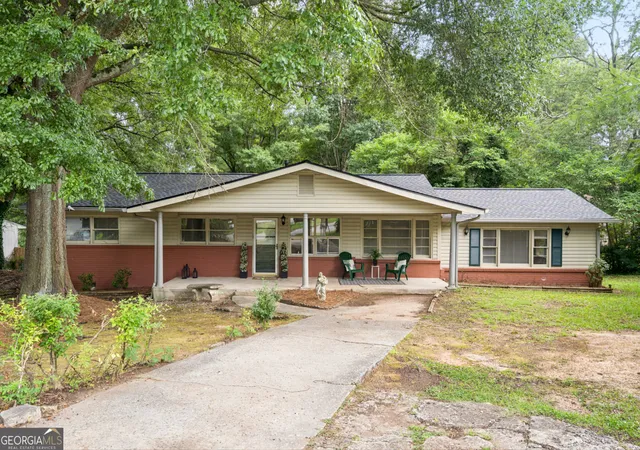Photo 2 of Single family home for sale at 2546 Walton Way Sw, Marietta, GA 30060 | MLS# 10777416 | Listing updated on 2026-08-31