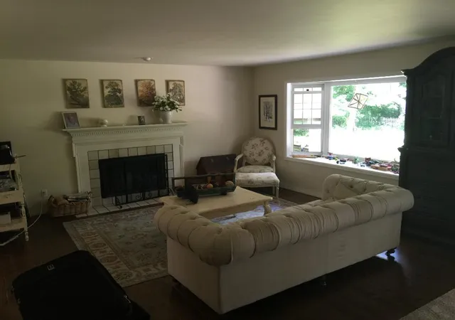 Photo 2 of Single Family Residence at 2530 Old Beach Rd, Wayzata, MN 55391 | MLS# 4750931 |  | Sold on 2016-12-28