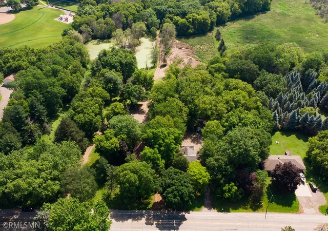 2nd image of 406 Zachary Ln N, Minneapolis, MN 55441 | MLS# 6015185