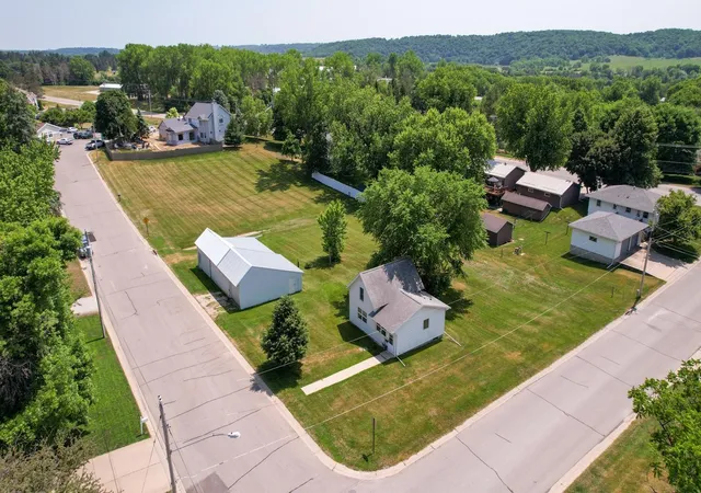 1st image of 1003 Grand St Se, Chatfield, MN 55923 | MLS# 6385051