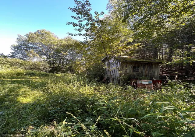 3rd image of 3228 Gods Wilderness Rd, Silver Bay, MN 55614 | MLS# 6416244