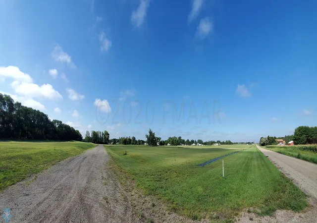 4th image of 1102 Brown St, Milnor, ND 58060 | MLS# 7365876