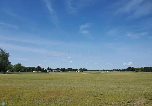 5th image of 1013 Edison St, Milnor, ND 58060 | MLS# 7365893
