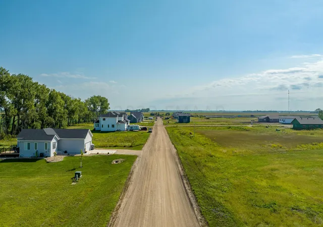 4th image of 700 Lorraine Way, Colfax, ND 58018 | MLS# 7367600