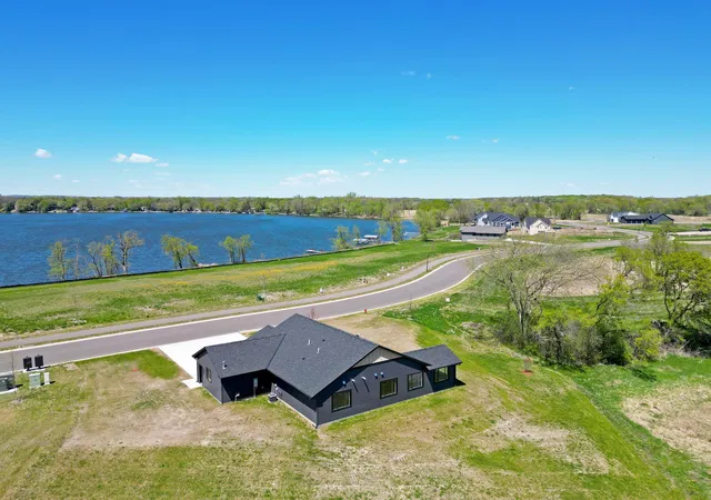 4th image of 7541 Lake John Dr, Annandale, MN 55302 | MLS# 6548736