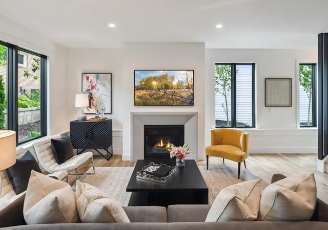 5th image of 4200 Upton Ave S, Minneapolis, MN 55410 | MLS# 6550433