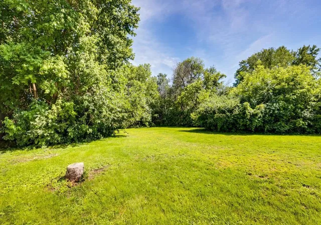 15th image of 1836 Hamline Ave N, Saint Paul, MN 55113 | MLS# 6593775
