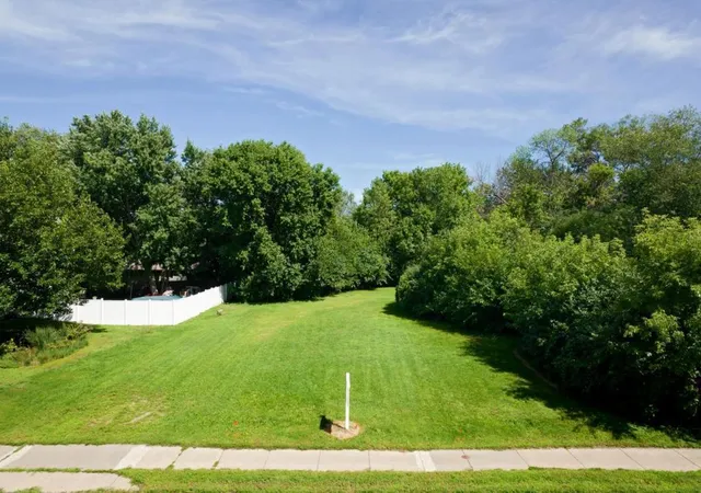 1st image of 1836 Hamline Ave N, Saint Paul, MN 55113 | MLS# 6593775