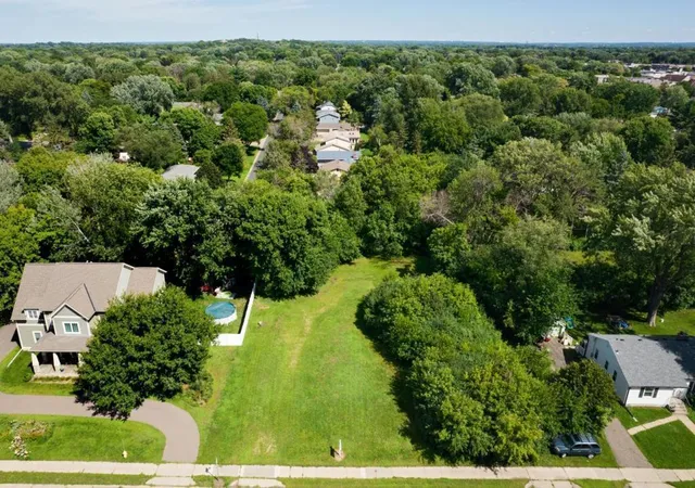 3rd image of 1836 Hamline Ave N, Saint Paul, MN 55113 | MLS# 6593775