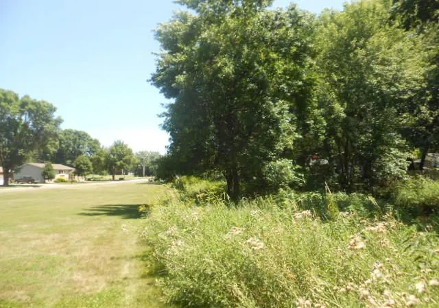 Homes for sale in Windom, MN | 6Th Crn 17Th St/6Th Ave, Windom, MN 56101 | MLS# 6619929