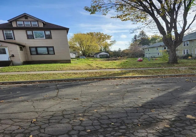2nd image of 106 6th St S, Virginia, MN 55792 | MLS# 6621454