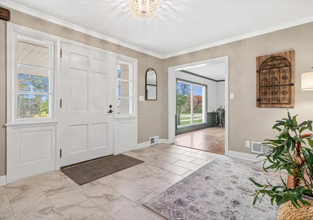 Photo 3 of Sale Pending at 451 Stageline Rd, Hudson, WI 54016 | MLS# 6621611 | Listing updated on 2026-10-19
